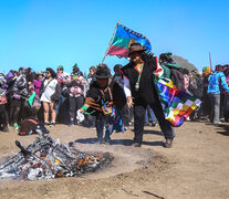 Una ceremonia del fuego para abrir el Encuentro. (Fuente: Jose Nicolini) (Fuente: Jose Nicolini) (Fuente: Jose Nicolini)