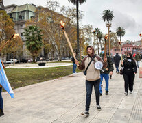 Jonathan Morel, megáfono en mano, en una de las marchas anti K de Revolución Federal. (Fuente: Enrique García Medina) (Fuente: Enrique García Medina) (Fuente: Enrique García Medina)