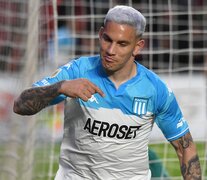 Copetti volvió a convertir para un nuevo triunfo de Racing (Fuente: Fotobaires) (Fuente: Fotobaires) (Fuente: Fotobaires)