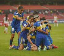 Las Gladiadoras festejaron otra vez bajo la lluvia (Fuente: Foto Prensa Boca) (Fuente: Foto Prensa Boca) (Fuente: Foto Prensa Boca)