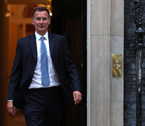 “Vamos a cancelar casi todas las medidas impositivas anunciadas&amp;quot;, dijo el ministro británico de Finanzas, Jeremy Hunt. (Fuente: AFP) (Fuente: AFP) (Fuente: AFP)