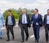 La intendenta Marisa Fassi, el gobernador Axel Kicillof, el presidente Alberto Fernández y los ministros Sergio Massa y Gabriel Katopodis. (Fuente: Presidencia de la Nación) (Fuente: Presidencia de la Nación) (Fuente: Presidencia de la Nación)