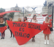 “Trabajo sexual es trabajo, negarlo es violencia. Hacia una campaña por la despenalización del trabajo sexual” es el lema de la Red. (Fuente: Archivo de RRTS) (Fuente: Archivo de RRTS) (Fuente: Archivo de RRTS)