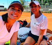 Sabatini y Dulko juntas, cuando se entrenaban para poder jugar en Roland Garros. (Fuente: Instagram) (Fuente: Instagram) (Fuente: Instagram)