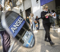 Comenzó la inscripción para el bono de refuerzo alimentario de Anses. (Fuente: Carolina Camps) (Fuente: Carolina Camps) (Fuente: Carolina Camps)