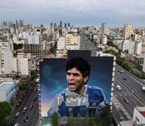 El espectacular mural se puede ver desde la autopista 25 de Mayo (Fuente: NA) (Fuente: NA) (Fuente: NA)