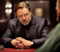 Russell Crowe semblantea a sus rivales, en la mesa de juego y en la vida.