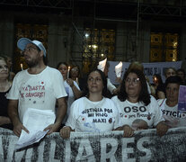 Familiares de las víctimas frente a sede de Gobernación. (Fuente: Sebastián Vargas) (Fuente: Sebastián Vargas) (Fuente: Sebastián Vargas)