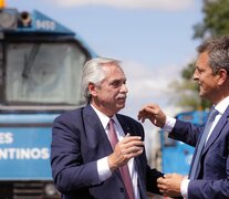 El presidente Alberto Fernández y el ministro de Economía, Sergio Massa, se mostraron juntos en la localidad de Palmira. (Fuente: NA) (Fuente: NA) (Fuente: NA)