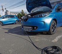 El gobierno prepara una ley para promover la producción de electropartes y vehículos eléctricos (Fuente: Télam) (Fuente: Télam) (Fuente: Télam)