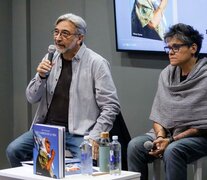 Ulises Gorini y Alejandra Bonafini durante la presentación del libro. (Fuente: Leandro Teysseire) (Fuente: Leandro Teysseire) (Fuente: Leandro Teysseire)