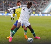 Nigeria llegó a la última fecha como primero de su zona, pero perdió con Brasil y quedó tercero (Fuente: EFE) (Fuente: EFE) (Fuente: EFE)