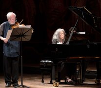 Gidon Kremer convidó con su onda light a Martha Argerich.