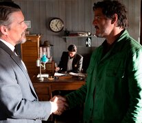 Ethan Hawke y Pedro Pascal en el mediometraje &amp;quot;Extraña forma de vida&amp;quot;.