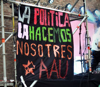 Bandera de la Asamblea Antifascista del Under