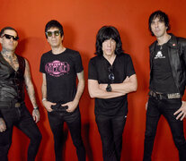 Marky Ramone junto a los músicos que lo acompañan en la Argentina. (Fuente: Télam) (Fuente: Télam) (Fuente: Télam)