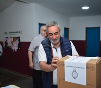 Miguel Fernández votando en Trenque Lauquen el pasado 22 de octubre. 