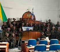 Tropas israelíes tomaron el parlamento de Gaza.  (Fuente: AFP) (Fuente: AFP) (Fuente: AFP)