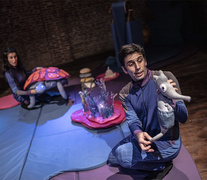 María Soledad Galván y Santiago Pereiro son los actores de Ota, la tortuga grandota.