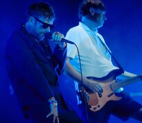 Damon Albarn y Alex James en plena faena con Blur. (Fuente: Franco Puente) (Fuente: Franco Puente) (Fuente: Franco Puente)