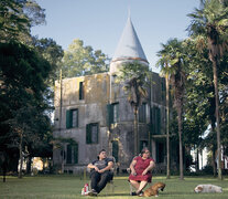 Alexia Caminos Olivo y  Justina Olivo son las protagonistas de la historia de El Castillo.