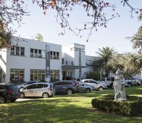 El edificio del Círculo Militar en Olivos.