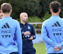 Mascherano dando indicaciones en la práctica (Fuente: Prensa AFA) (Fuente: Prensa AFA) (Fuente: Prensa AFA)