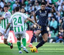 Bellingham y Ruibal, goleadores del partido (Fuente: AFP) (Fuente: AFP) (Fuente: AFP)