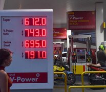 Nafta: cuánto sale llenar el tanque hoy, tras los últimos aumentos (Fuente: Télam) (Fuente: Télam) (Fuente: Télam)