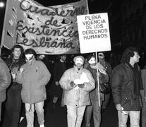 Primera Marcha del Orgullo de Buenos Aires, 1992 (Fuente: Télam) (Fuente: Télam) (Fuente: Télam)
