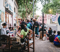 Mantienen sus puertas abiertas a vecinos.