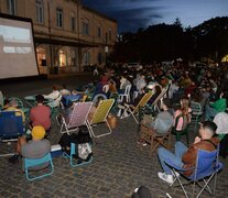 Regresó el Cine Móvil al aire libre. 