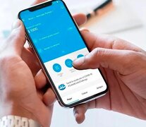 El DNU abrió la posibilidad de cobrar el sueldo a través de billeteras digitales