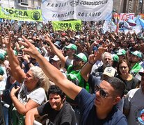 Los gremios lideraron pero se sumó mucha gente &amp;quot;suelta&amp;quot; (Fuente: Sebastián Granata) (Fuente: Sebastián Granata) (Fuente: Sebastián Granata)