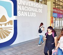 La Universidad Nacional de San Luis fue una de las que comunicó oficialmente la mala nueva.