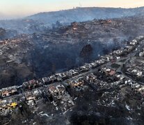 Chile declaró el estado de excepción por los incendios forestales, que ya causaron al menos 19 muertes. (Fuente: Télam) (Fuente: Télam) (Fuente: Télam)