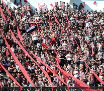 El enfrentamiento de la barra de Chacarita ocurrió durante el encuentro ante Maipú (Fuente: Télam) (Fuente: Télam) (Fuente: Télam)