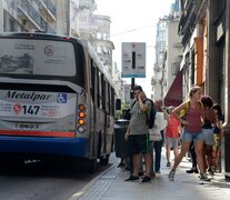 Transporte urbano en Rosario, uno de los centros urbanos desde donde se promueve la solidaridad con otras ciudades en el reclamo