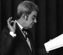 Lacan no tenía vocación de enseñante, lo hacía a pedido de los jóvenes. 