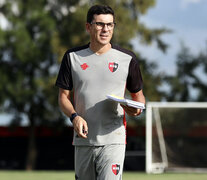 El técnico de Newell&amp;#39;s Mauricio Larriera.