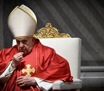 El Papa presidirá la vigilia de Pascuas en medio de preocupaciones por su salud (Fuente: AFP) (Fuente: AFP) (Fuente: AFP)