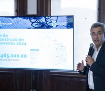 El intendente presentó ayer el plan de veredas 2024