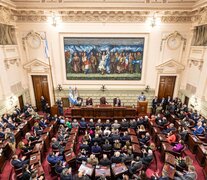 Pullaro cuestionó el incremento de la planta del sector público durante la gestión anterior.