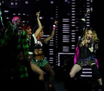 Más de un millón y medio de personas vibraron con Madonna en su show gratuito en la playa (Fuente: AFP) (Fuente: AFP) (Fuente: AFP)