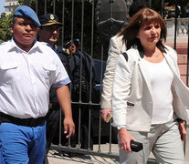 La ministra de Seguridad, Patricia Bullrich, y su policía favorito, Luis Chocobar. (Fuente: NA) (Fuente: NA) (Fuente: NA)
