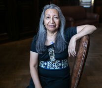 “Siento como mapuche, escribo en castellano y me autotraduzco al mapuzugun&amp;quot;, dice Liliana Ancalao. 