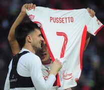 Pussetto se sacó la camiseta para festejar su gol de penal (Fuente: Fotobaires) (Fuente: Fotobaires) (Fuente: Fotobaires)