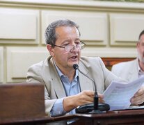 El diputado Del Frade presentó un expediente al respecto.