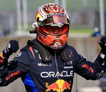 El festejo de Verstappen, que viene dominando el Gran Premio en casa (Fuente: AFP) (Fuente: AFP) (Fuente: AFP)