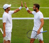 Zeballos y Granollers festeja el pasaje a las semifinales  de Wimbledon.